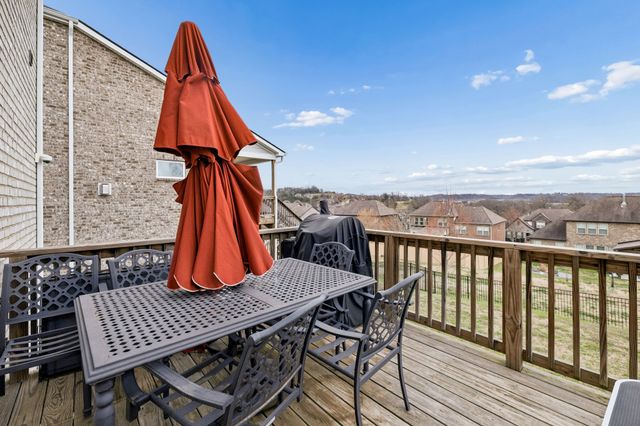 4327 Stone Hall Blvd, Hermitage, TN 37076