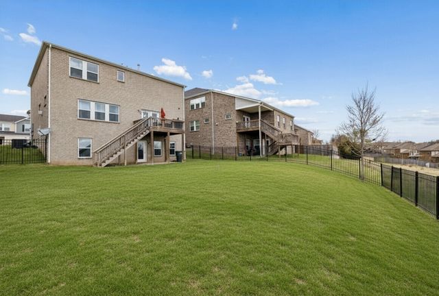 4327 Stone Hall Blvd, Hermitage, TN 37076