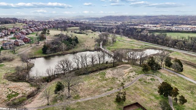 4327 Stone Hall Blvd, Hermitage, TN 37076