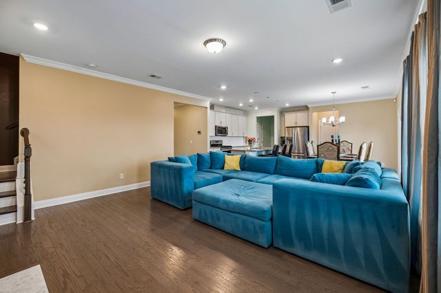 4327 Stone Hall Blvd, Hermitage, TN 37076