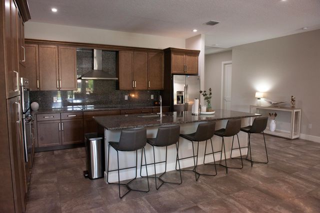 2929 Gin Berry Way, West Palm Beach, FL 33401