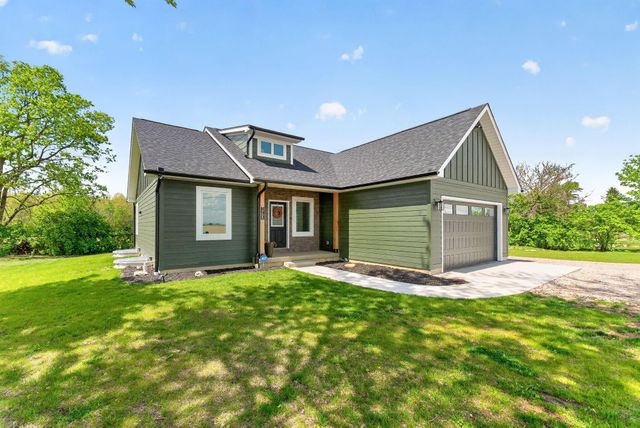 1705 Horseshoe Road, Delaware, OH 43015