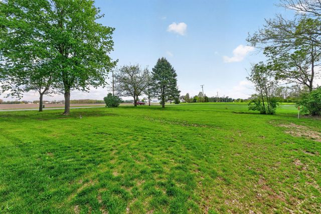 1705 Horseshoe Road, Delaware, OH 43015