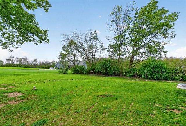 1705 Horseshoe Road, Delaware, OH 43015