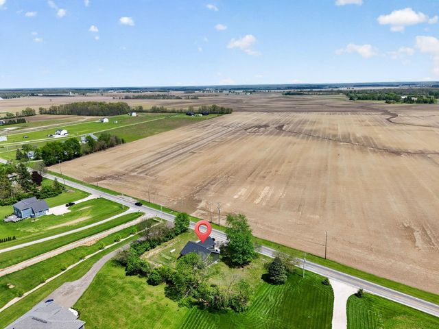 1705 Horseshoe Road, Delaware, OH 43015