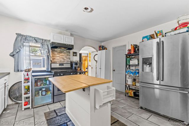 7415 Gilman Street, Westland, MI 48185
