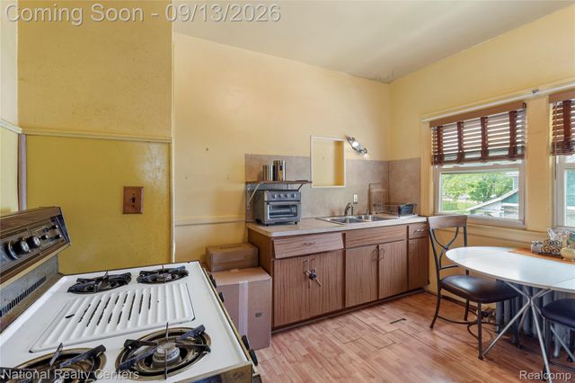 15458 Wabash Street, Detroit, MI 48238