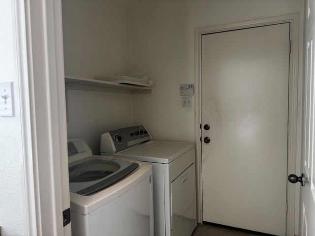 304 Valona LOOP, Round Rock, TX 78681