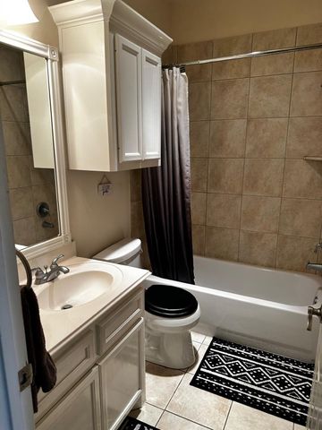 7923 Ouray Drive, Houston, TX 77040