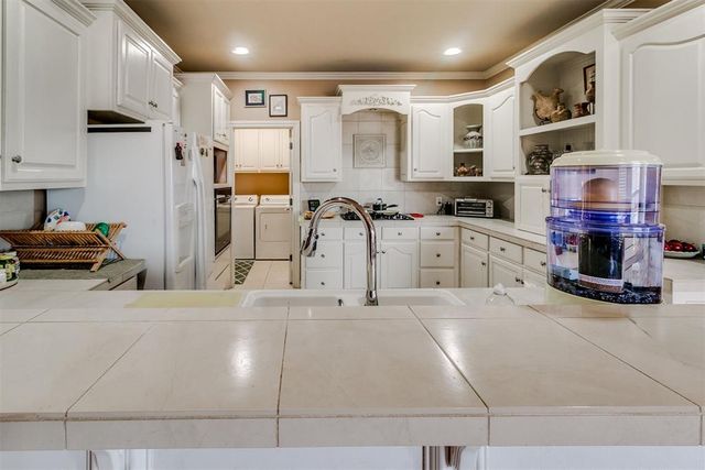 17119 Cedar Drive, Edmond, OK 73012
