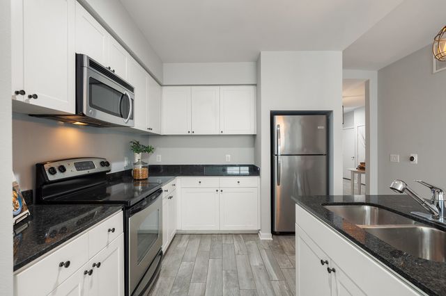 4411 Bowser Avenue 108, Dallas, TX 75219