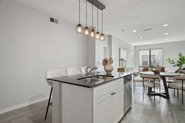 4411 Bowser Avenue 108, Dallas, TX 75219