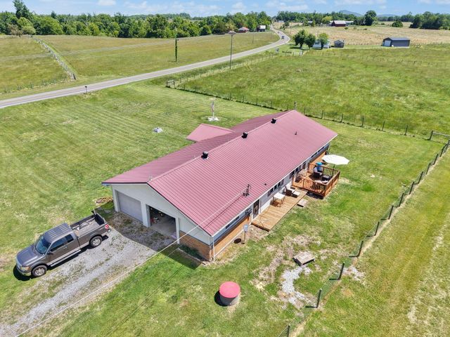 2665 Kentucky 80, Windsor, KY 42565