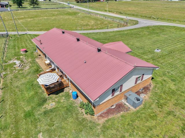 2665 Kentucky 80, Windsor, KY 42565