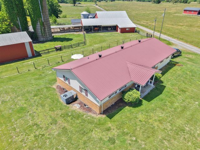 2665 Kentucky 80, Windsor, KY 42565