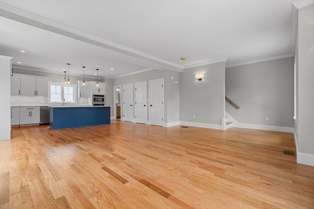 22 Pleasant B, Mansfield, MA 02048