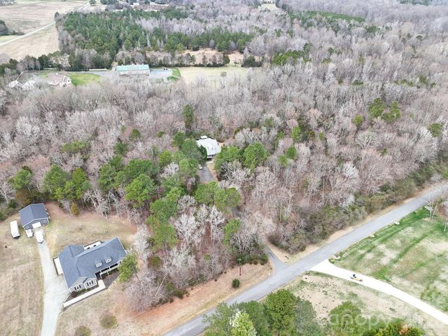15605 Huntingtowne Village Road, Huntersville, NC 28078