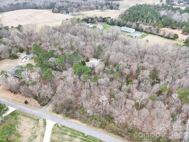 15605 Huntingtowne Village Road, Huntersville, NC 28078