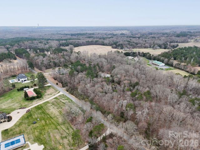 15605 Huntingtowne Village Road, Huntersville, NC 28078