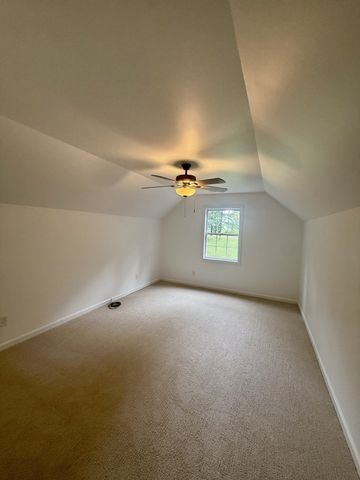 43 Hawthorne Dr, N, Lawrenceburg, TN 38464