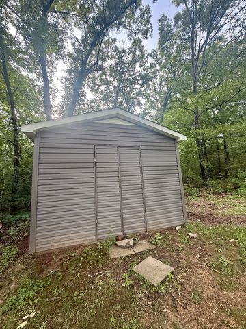 43 Hawthorne Dr, N, Lawrenceburg, TN 38464