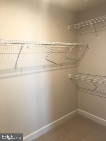 1806 BRISCOE LN, Fredericksburg, VA 22401