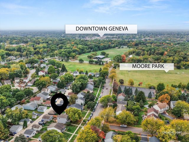 904 Geneva Drive, Geneva, IL 60134