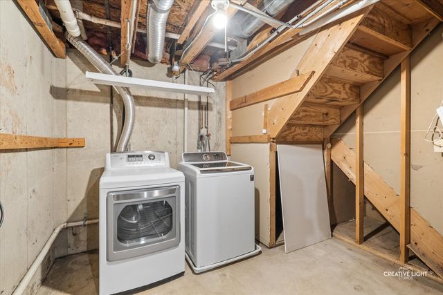 904 Geneva Drive, Geneva, IL 60134