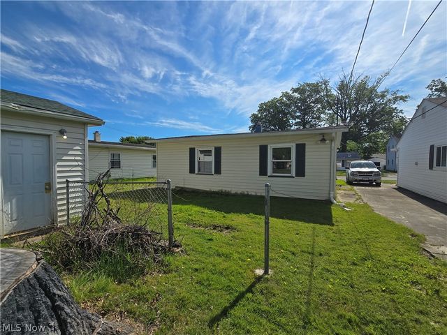 169 Boston Avenue, Elyria, OH 44035