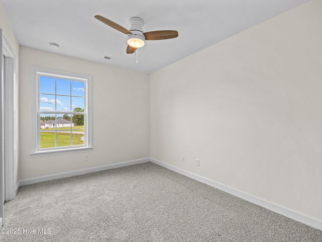 401 Mossy Oak Lane, Jacksonville, NC 28540