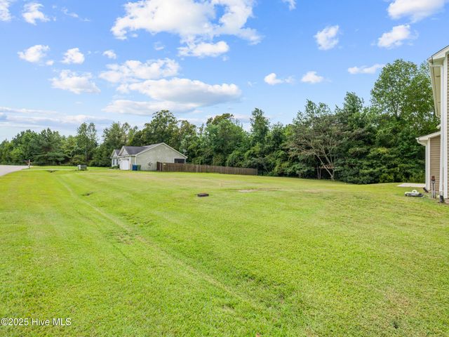 401 Mossy Oak Lane, Jacksonville, NC 28540