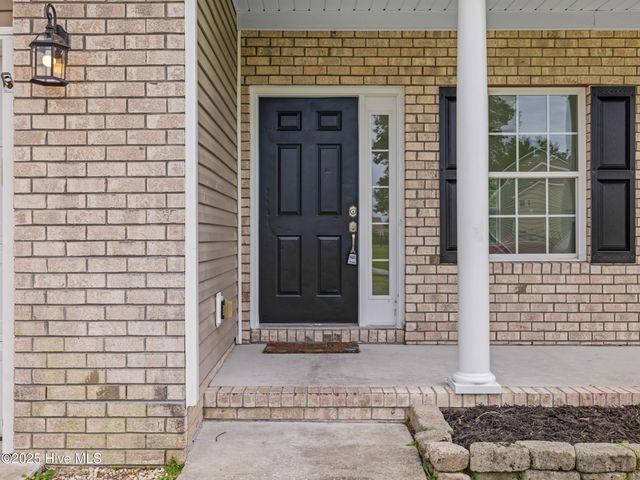 401 Mossy Oak Lane, Jacksonville, NC 28540