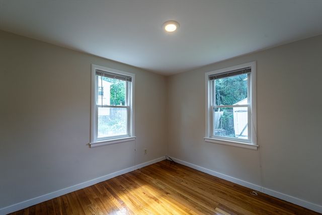 58 Bailey St, Worcester, MA 01602
