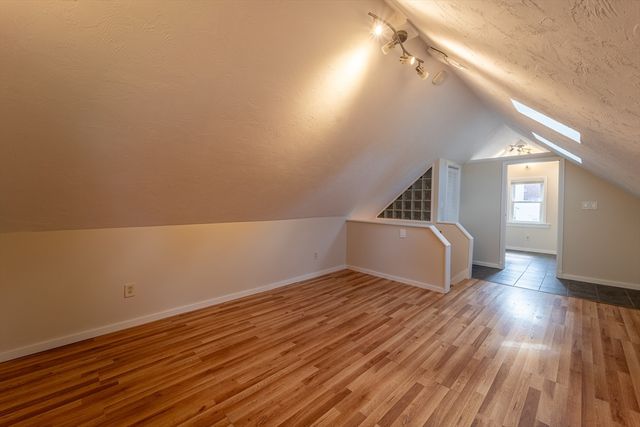 58 Bailey St, Worcester, MA 01602