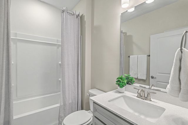 316 Autumn Azalea Way, Summerville, SC 29486