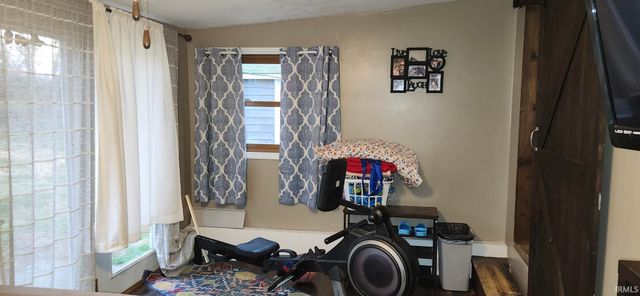 22841 Greenleaf Boulevard, Elkhart, IN 46514