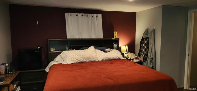 22841 Greenleaf Boulevard, Elkhart, IN 46514