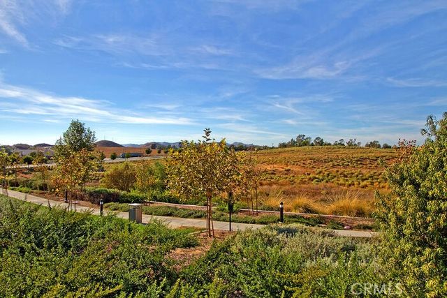 35597 Hawkeye, Murrieta, CA 92563