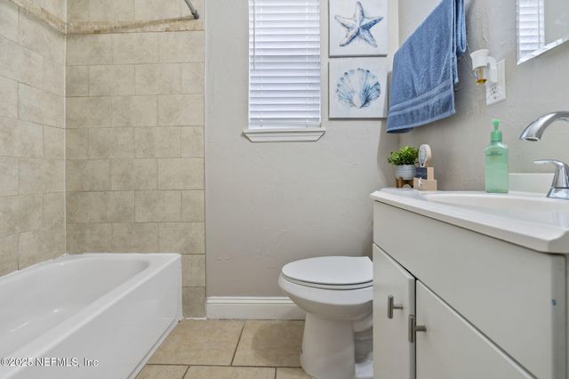 3936 MACGREGOR Drive, Jacksonville, FL 32210