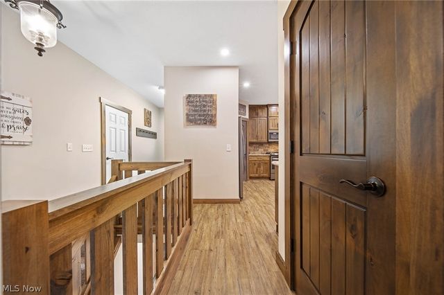 31 Shannon Drive, Apple Creek, OH 44606