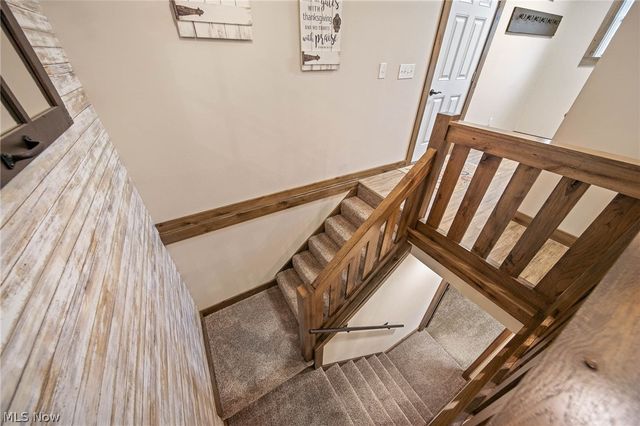 31 Shannon Drive, Apple Creek, OH 44606