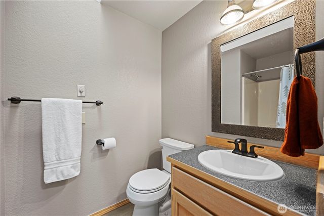 23417 32nd Avenue NE, Arlington, WA 98223