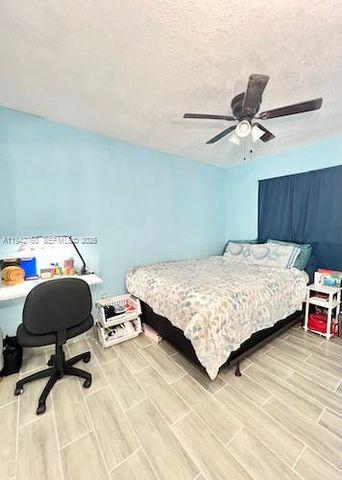 2450 NW 85th Avenue, Sunrise, FL 33322