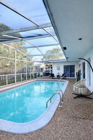 2450 NW 85th Avenue, Sunrise, FL 33322