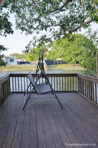 2450 NW 85th Avenue, Sunrise, FL 33322