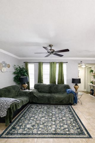 2450 NW 85th Avenue, Sunrise, FL 33322