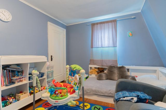 1336 E South Street, South Bend, IN 46615