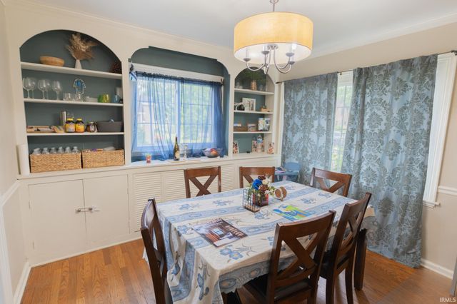 1336 E South Street, South Bend, IN 46615