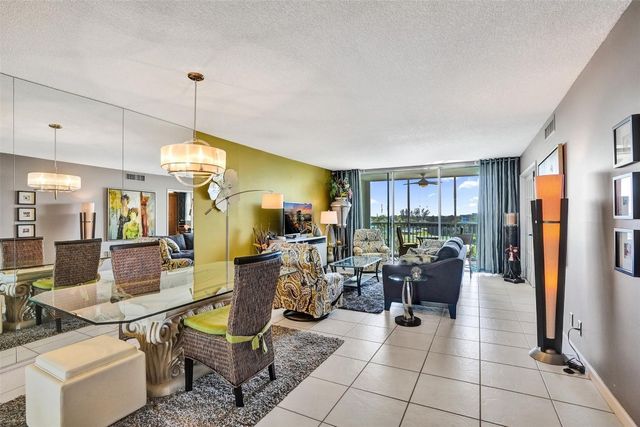 2681 S Course Drive 609, Pompano Beach, FL 33069