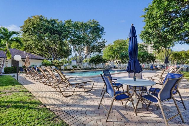 2681 S Course Drive 609, Pompano Beach, FL 33069